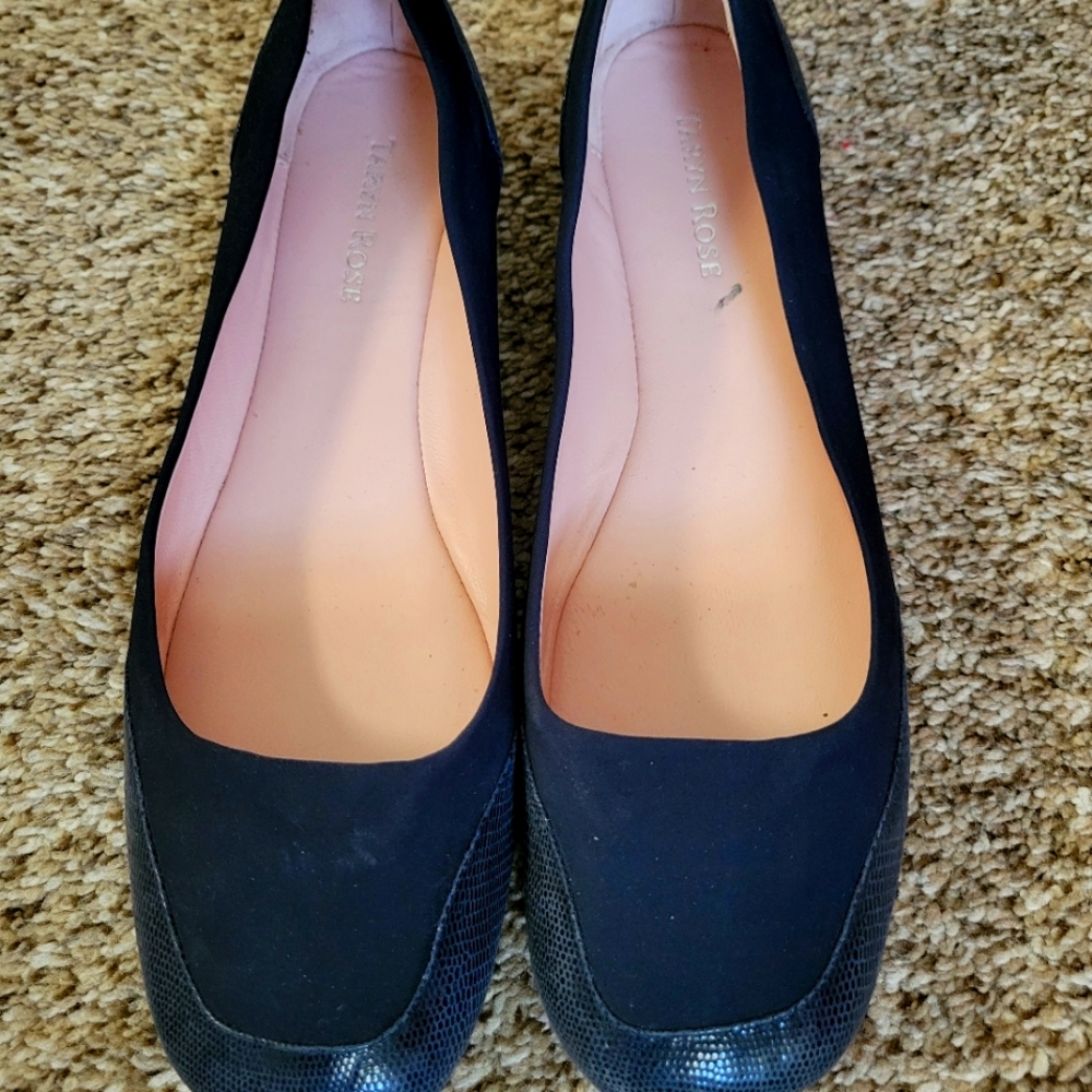 Taryn Rose Barrington Stretch Ballerina Flat Navy Size 9.5